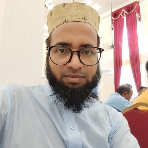 নির্মাতা